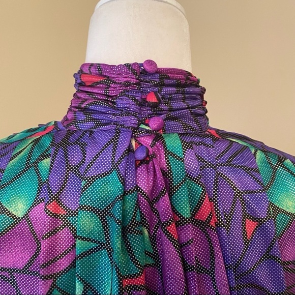 TESS Vintage Stained Glass High Neck Blouse - 8P - Picture 8 of 15